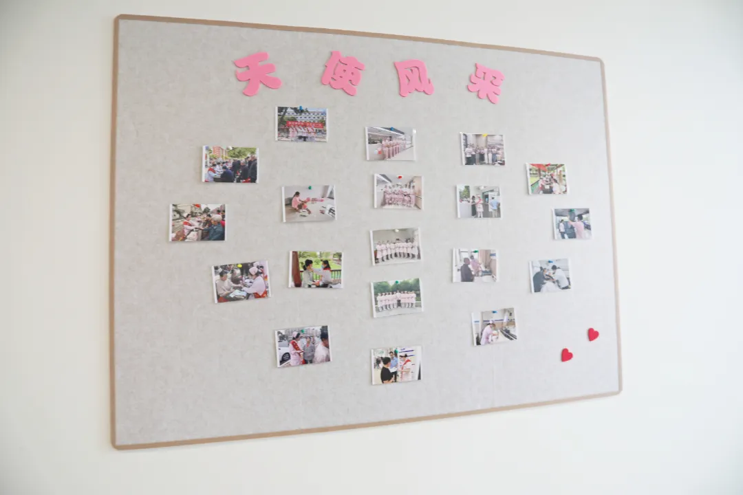 照片墙.JPG