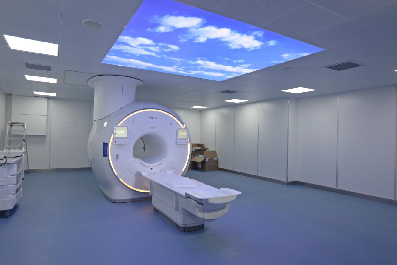 11、2025年引进3.0T 核磁共振